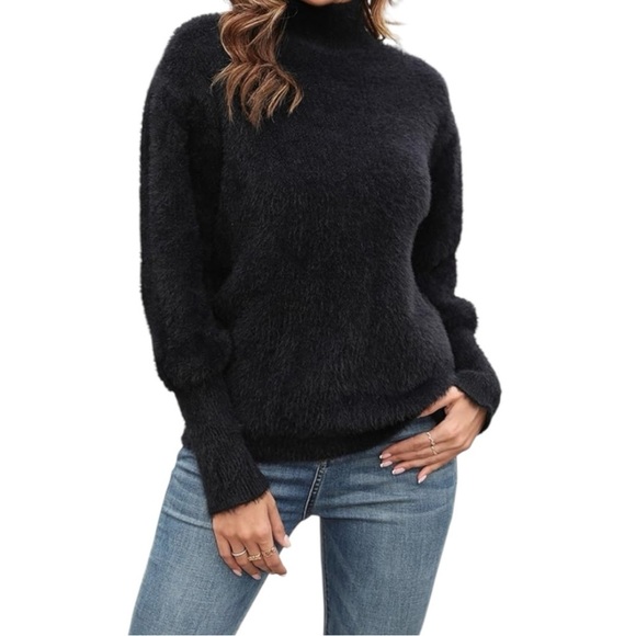 Sanctuary Women's High Neck Fuzzy Sweater Size L - Picture 3 of 15